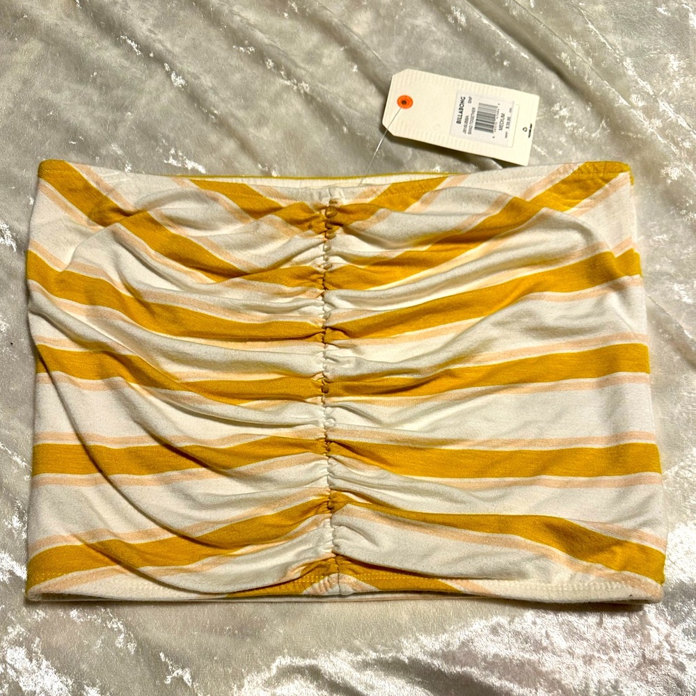 🩵4 items for $30- NWT. Billabong mustard/pink/white tube top. Adorable 116